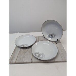 Vintage Kutani Set 3 Soup Cereal Bowls 7 5/8" White Silver Gray Bursts Japan